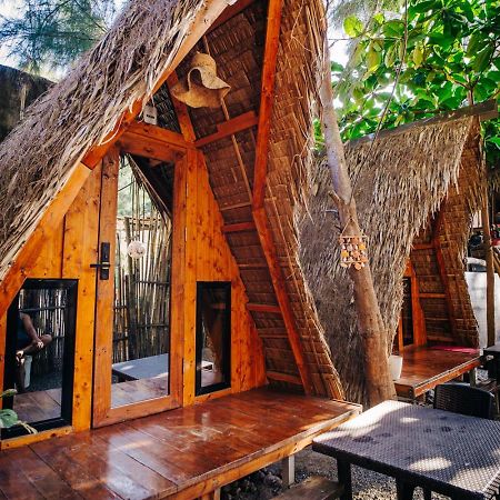 فندق Straw Huts Liwliwa San Felipe  المظهر الخارجي الصورة