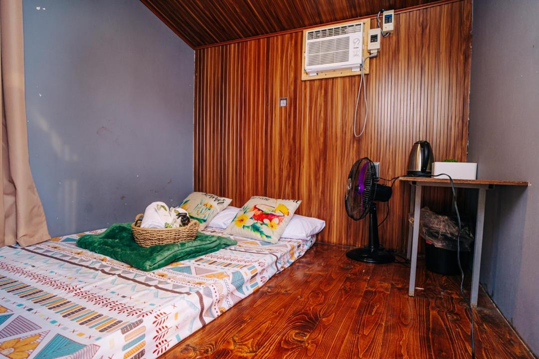 فندق Straw Huts Liwliwa San Felipe  المظهر الخارجي الصورة